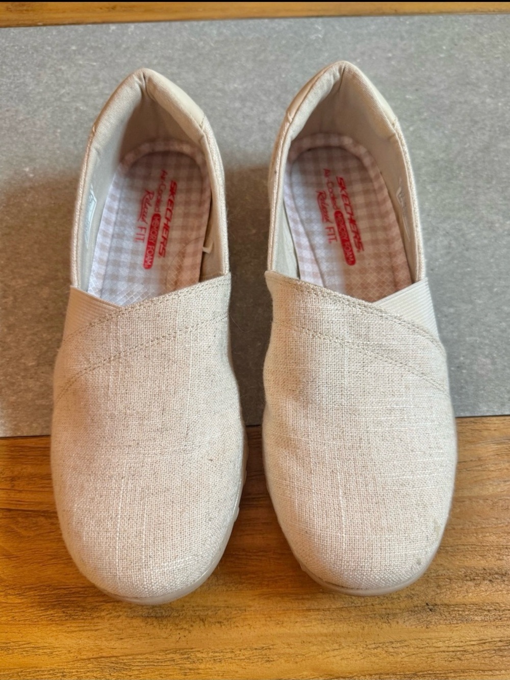Skechers Breathe-Easy Swayful Natural Linen Slip-On Flats Size 10